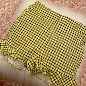 Zara shorts! Worn once!